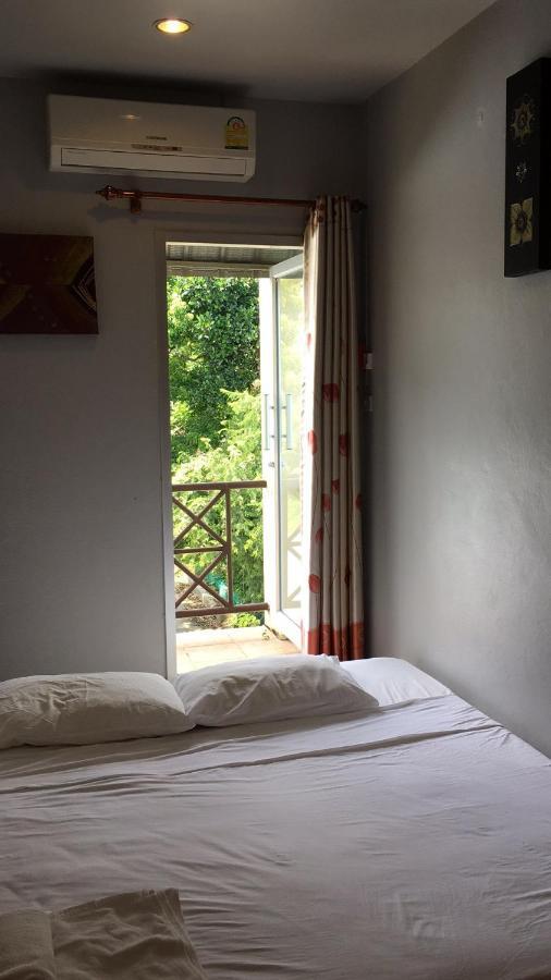 Luna Guesthouse And Travel Rawai Zewnętrze zdjęcie